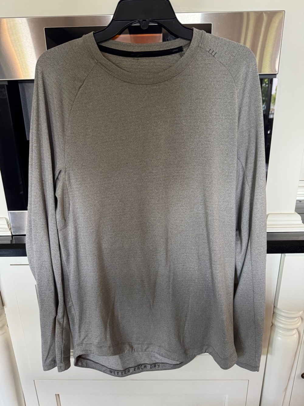 lululemon athletica Men's Long Sleeve Performance Shirt - Gray